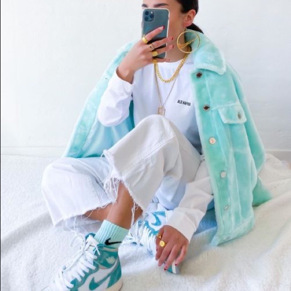 Jordan 1 Retro High Turbo Green 🥶🥶 - Picture 17 of 17